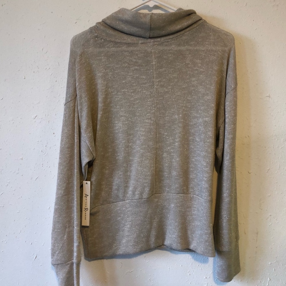 NWOT Another Reason Glitter Shimmer Sweatshirt Top - Picture 6 of 8